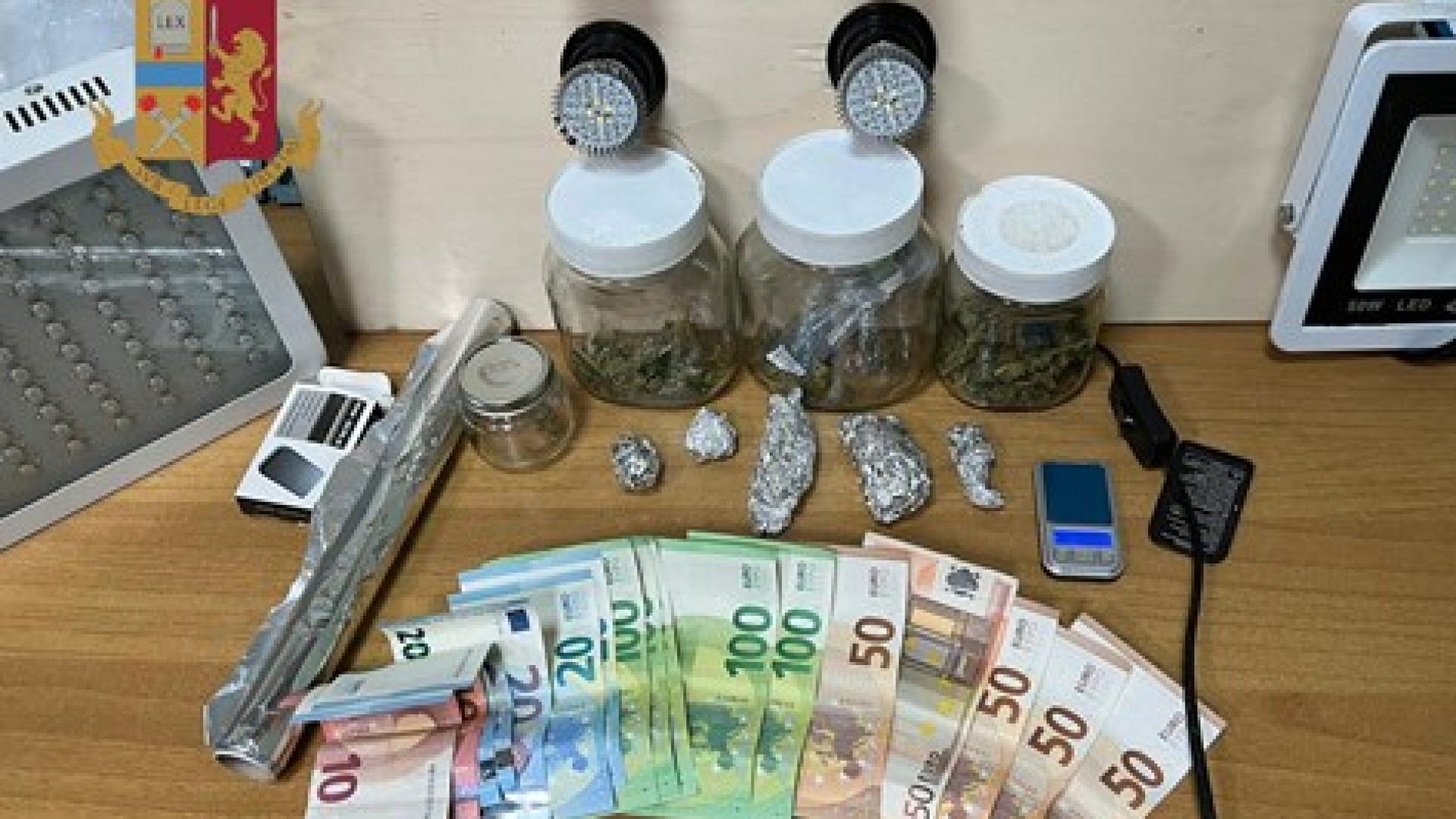 cannabis arresto 14 aprile 2